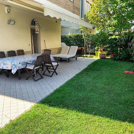 Apartment Medusablu121